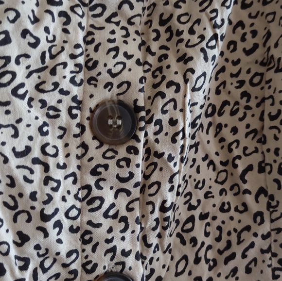 NWT Japna dress with delicate cheetah pattern! - Picture 2 of 6
